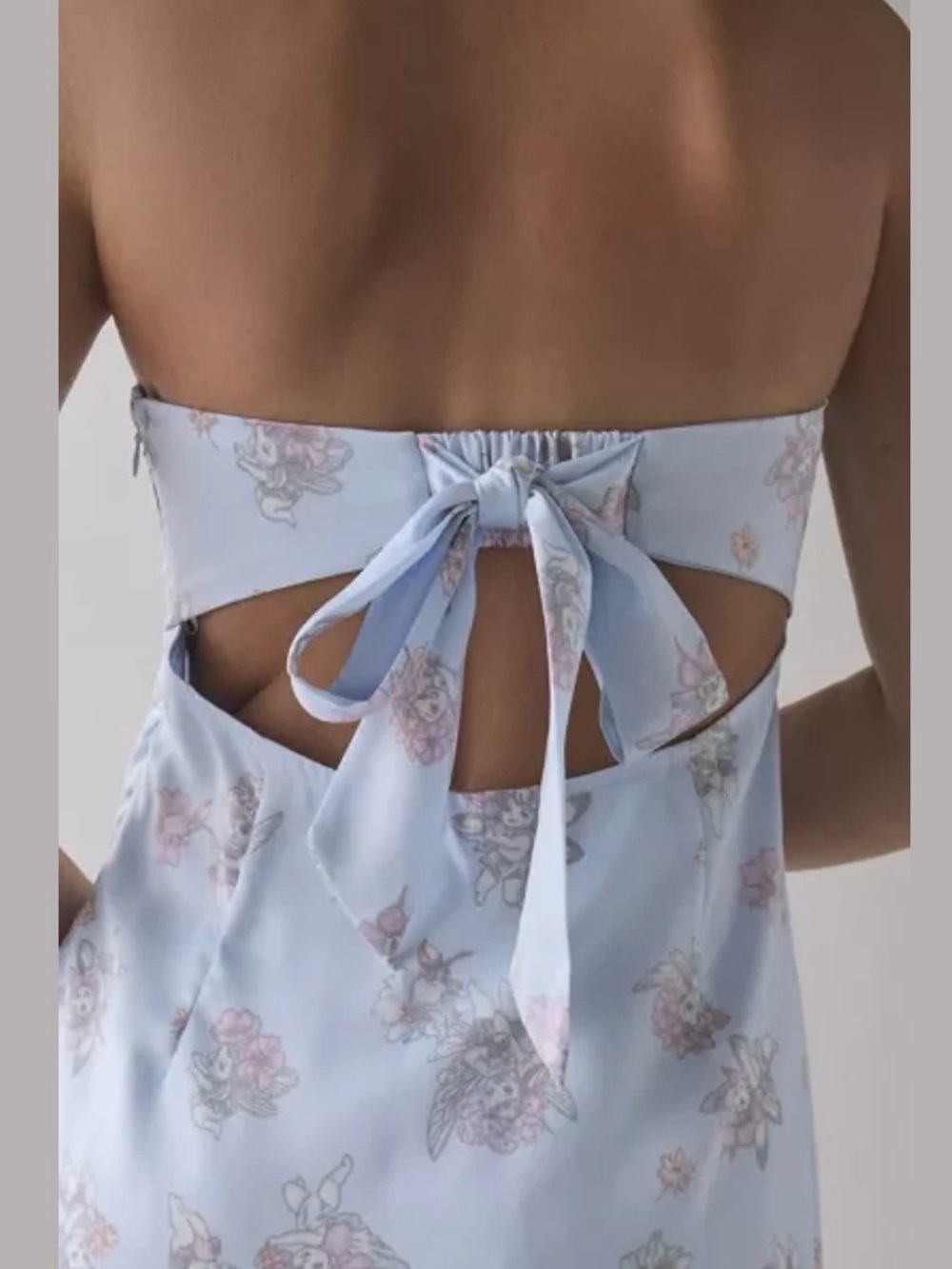 UO Mira Strapless Tie-Back Bow Satin Slip
Mini Dress